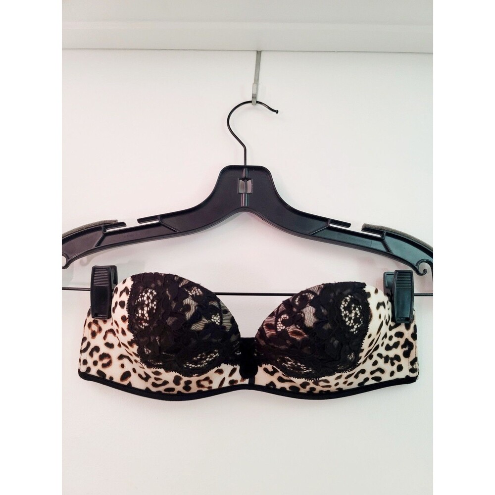 Victoria’s Secret Bombshell padded strapless bra size 32A